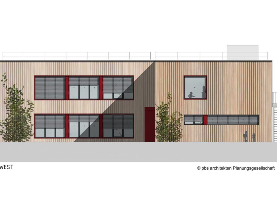 Moderne Gebäudeansicht mit Holzfassade und großen Fenstern, Westansicht. Architektonisches Design von pbs Architekten.
