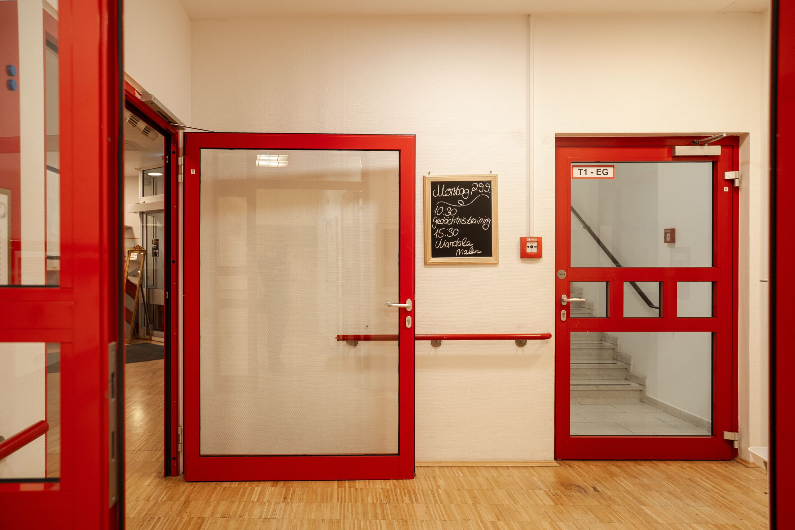 Neue Brandschutztüren