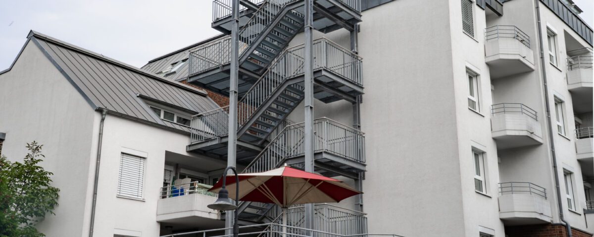 Feuerwehrtreppe in Düsseldorf Heerdt