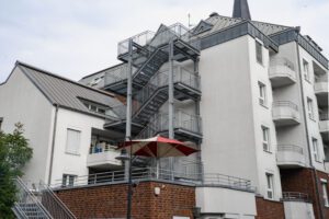 Feuerwehrtreppe in Düsseldorf Heerdt