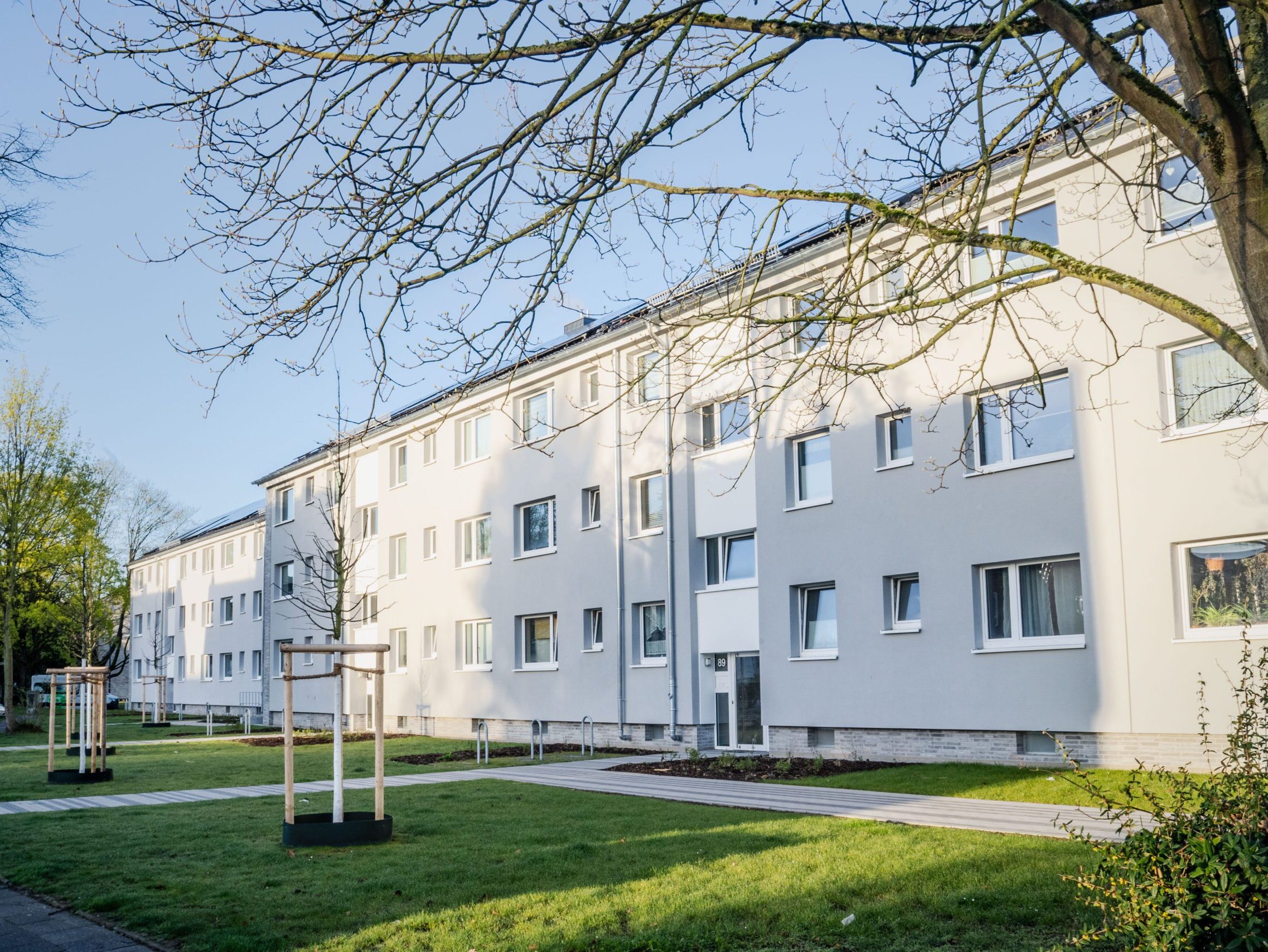 Nachher Bild Fassade der Sanierung Köln-Holweide in der Buschfeldstraße